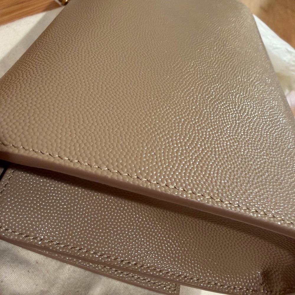 Saint Laurent YSL “Kate” Bag - Picture 5 of 6
